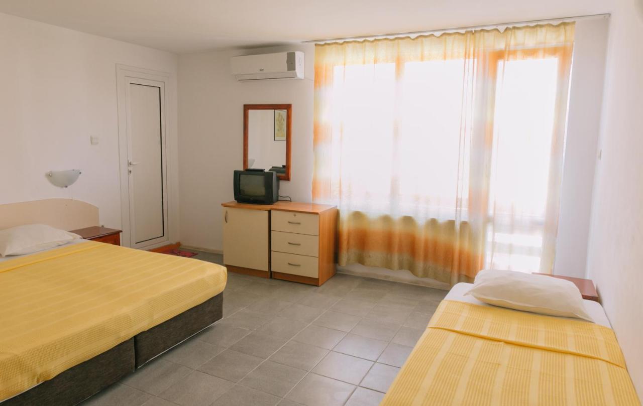 Hronos Hotel Nesebar Exterior photo